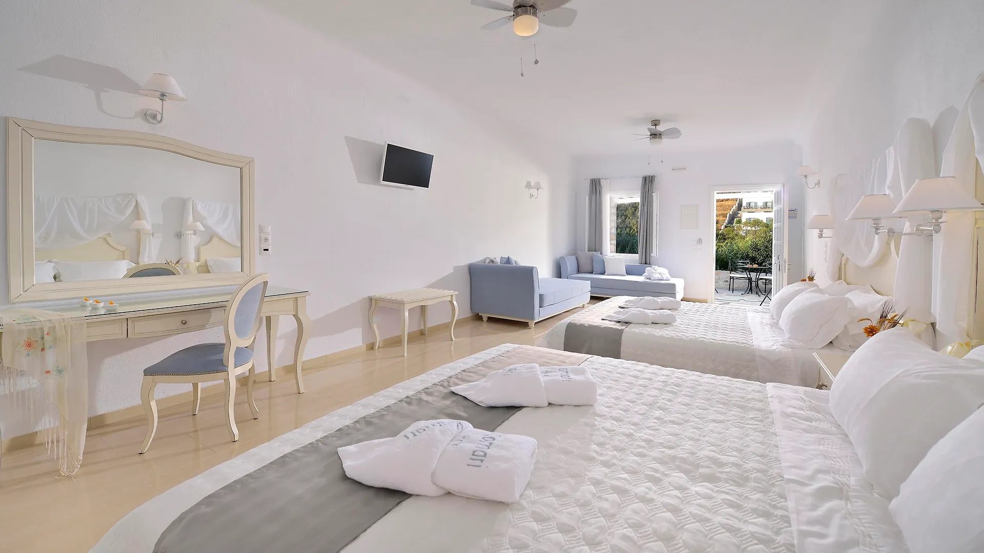 Kamari Hotel Mykonos Town 3*,